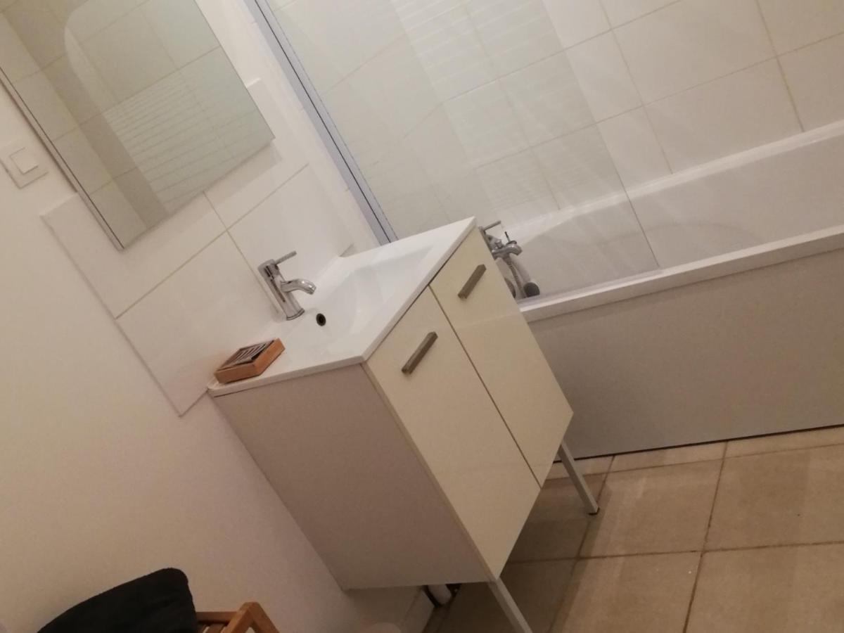 Logement Entier Au Calme Villers-Outreaux Exterior photo